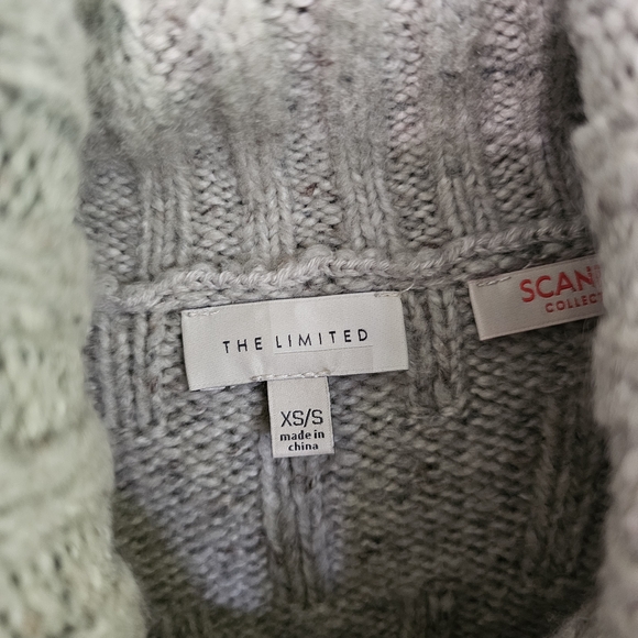 The Limited Gray Turtleneck Sweater - Picture 6 of 7